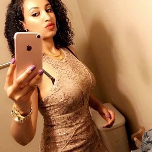 Meet your Posher, Saba